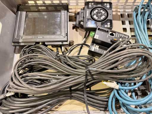 KEYENCE IV3-400MA Vision-System mit Panel, Optik & Kabeln